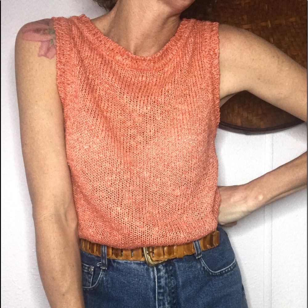 ☄️VTG coral orange knit sleeveless top